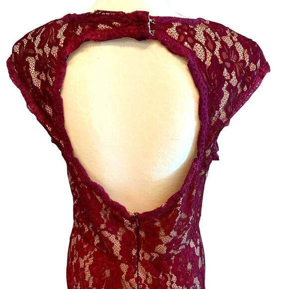 LM Collection Romantic Ride Gown Size 10 - Picture 8 of 10